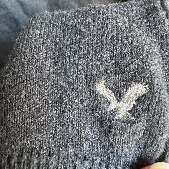 American eagle size medium  Gray Long Sleeve Top - Picture 2 of 6